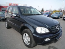 Mercedes-Benz ML 320 Mercedes-Benz ML 320
